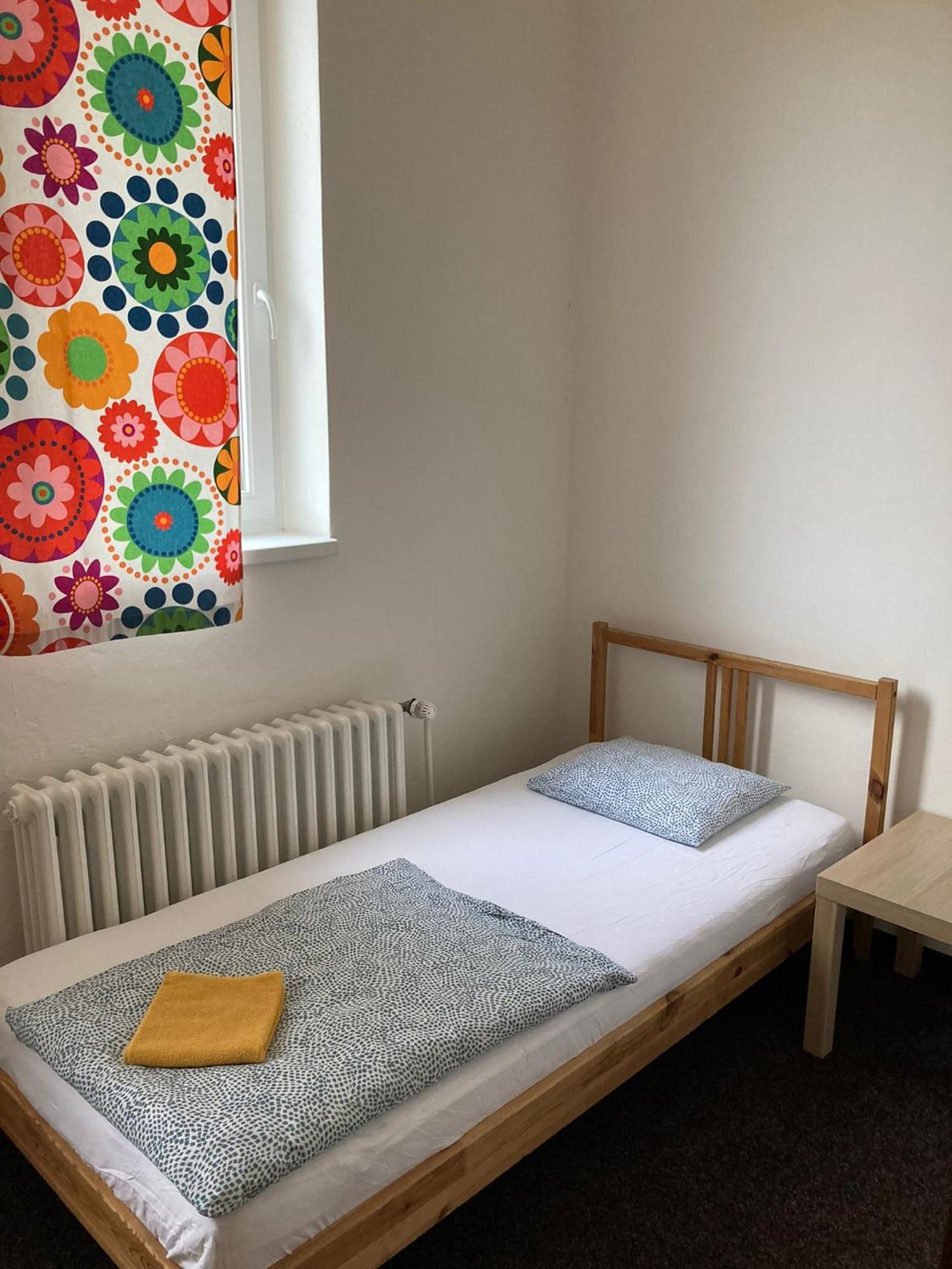 Hostel Praha Ladvi Luaran gambar